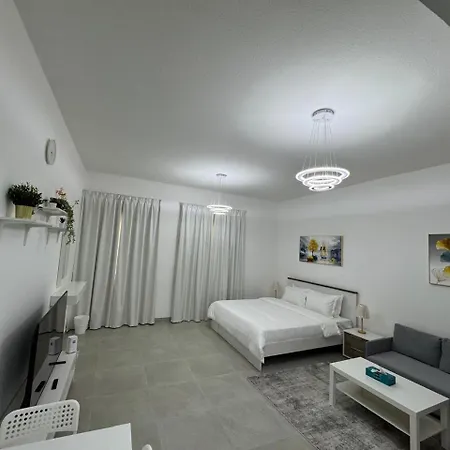 England Cluster International City - Bright,Spacious And Well Furnished Studio Dubai Exterior photo